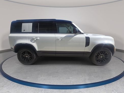 Used 2024 Land Rover Defender 110 S AWD/4WD image 4