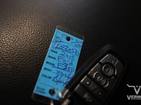 Used 2019 Ford F350 Lariat w/ Lariat Ultimate Package image 36