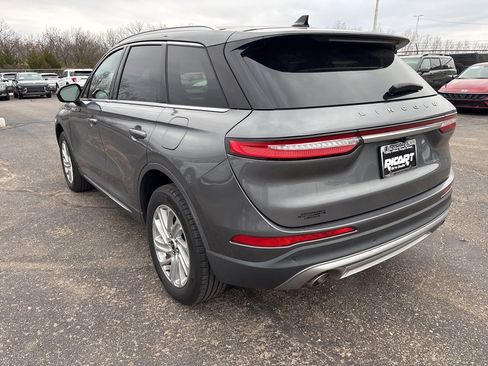 Used 2021 Lincoln Corsair AWD w/ Rear Removable Package Tray image 5