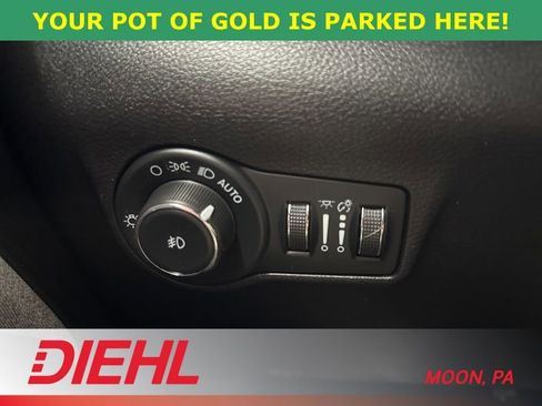 Certified 2022 Jeep Compass Latitude w/ Sun and Sound Group image 21