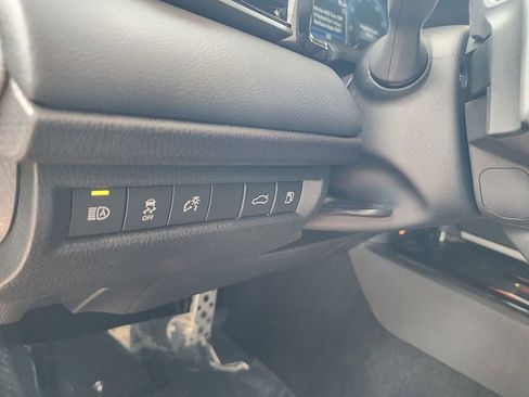 Used 2025 Toyota Camry XSE image 15