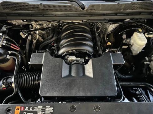 Used 2018 Chevrolet Silverado 1500 LT image 36