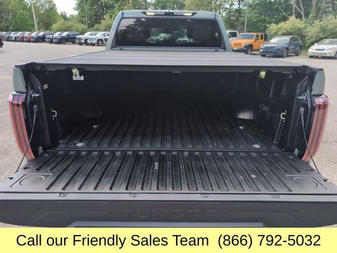 Used 2025 Toyota Tundra Limited w/ TRD Off-Road Package AWD/4WD image 25