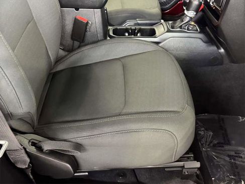 Certified 2021 Jeep Wrangler Willys image 11