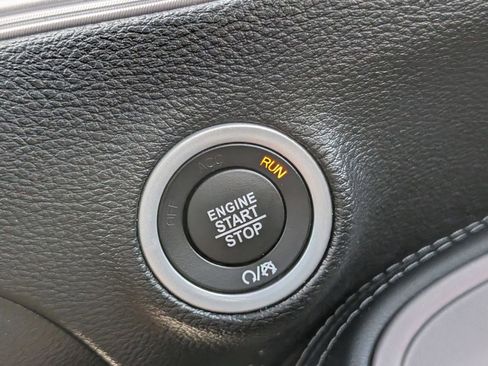 Certified 2023 Dodge Challenger R/T w/ Blacktop Package image 31