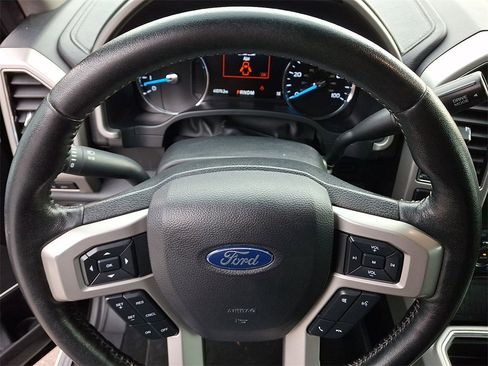 Used 2020 Ford F250 Lariat image 18