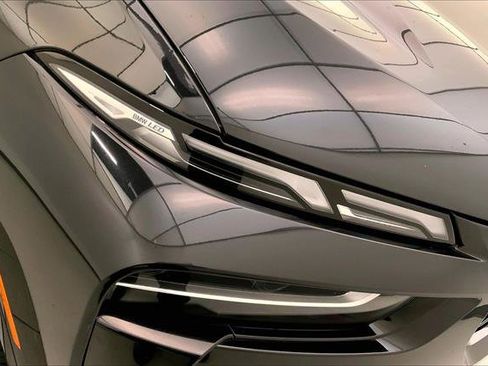 Certified 2024 BMW X7 xDrive40i w/ M Sport Package image 27