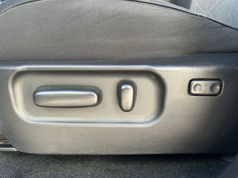 Certified 2023 Toyota Tacoma TRD Off-Road image 15