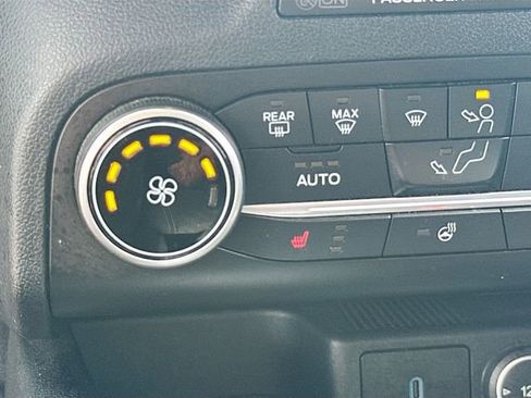 Used 2020 Ford Escape SEL image 19