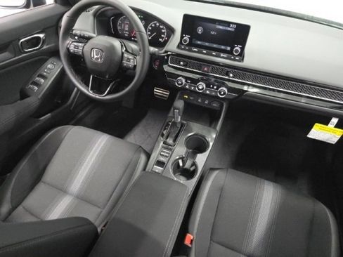 Used 2025 Honda Civic Sport image 23