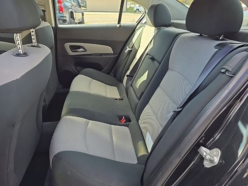 Used 2012 Chevrolet Cruze LS image 20