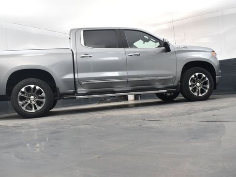 Used 2023 Chevrolet Silverado 1500 High Country AWD/4WD image 24