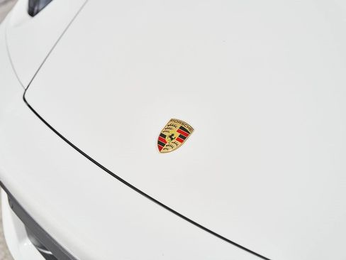 Used 2021 Porsche 911 Turbo S image 8