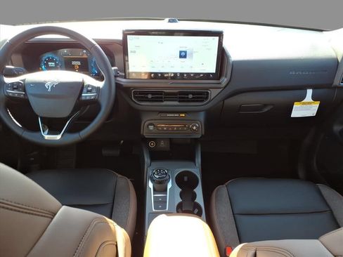 New 2025 Ford Bronco Sport Outer Banks w/ Outer Banks Tech Package+ AWD/4WD image 13