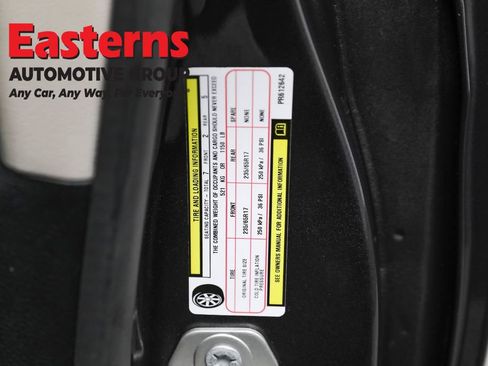 Used 2023 Chrysler Pacifica Touring-L image 36