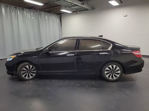 Used 2017 Honda Accord Hybrid Sedan image 5