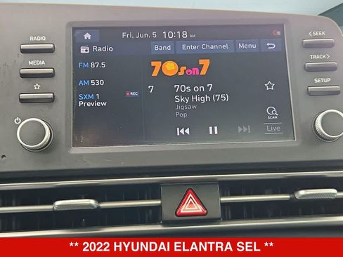 Used 2022 Hyundai Elantra SEL FWD image 26