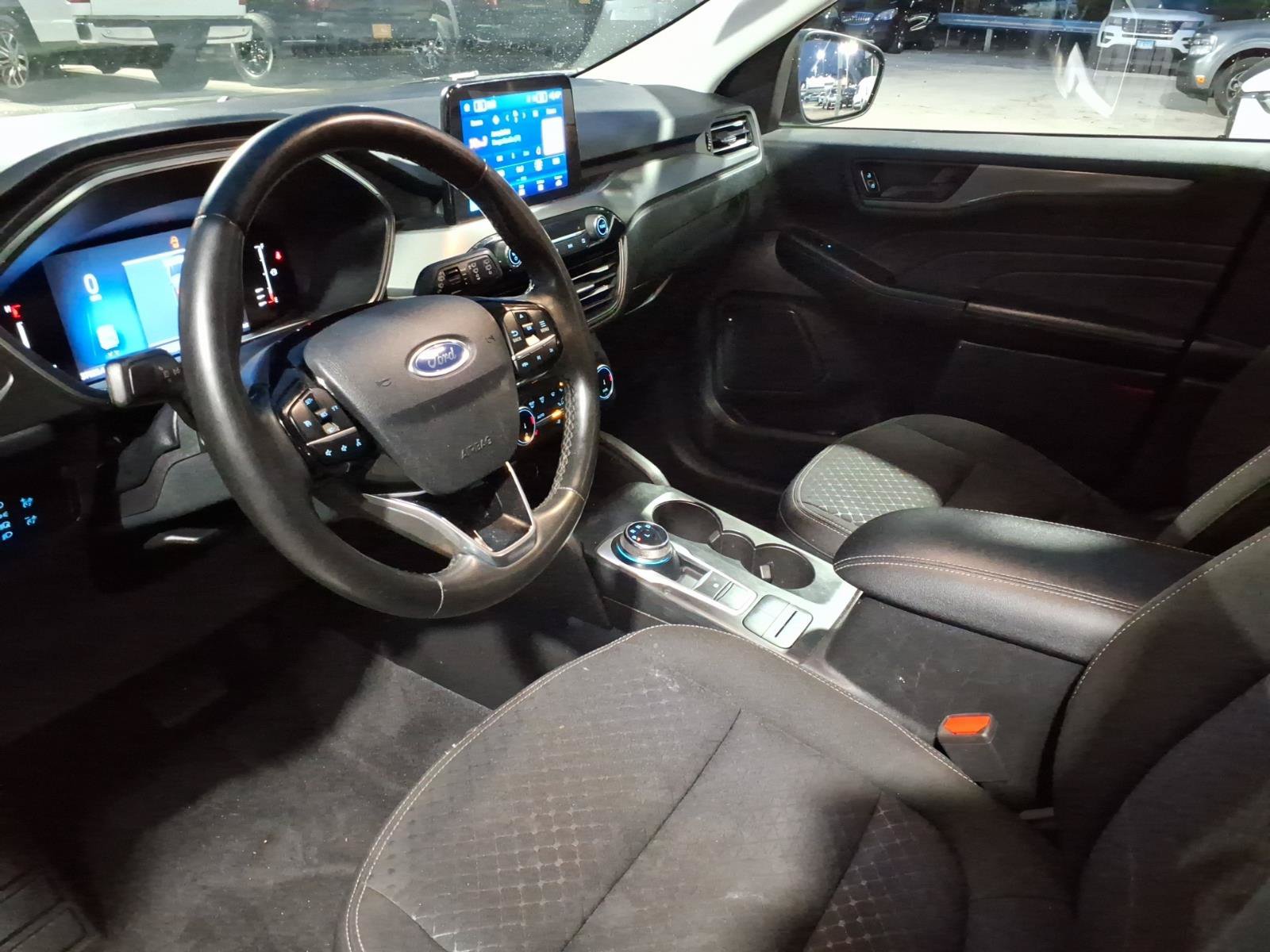 Certified 2023 Ford Escape Active w/ Cold Weather Package FWD image 10