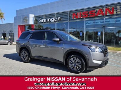 Used 2022 Nissan Pathfinder SV w/ SV Black Package