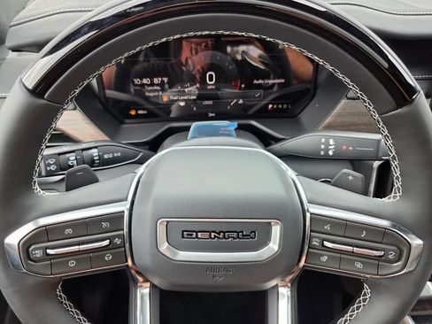 New 2026 GMC Acadia Denali Ultimate FWD image 15