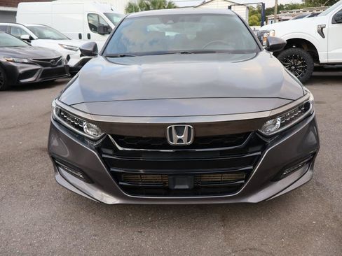Used 2019 Honda Accord Sport image 2