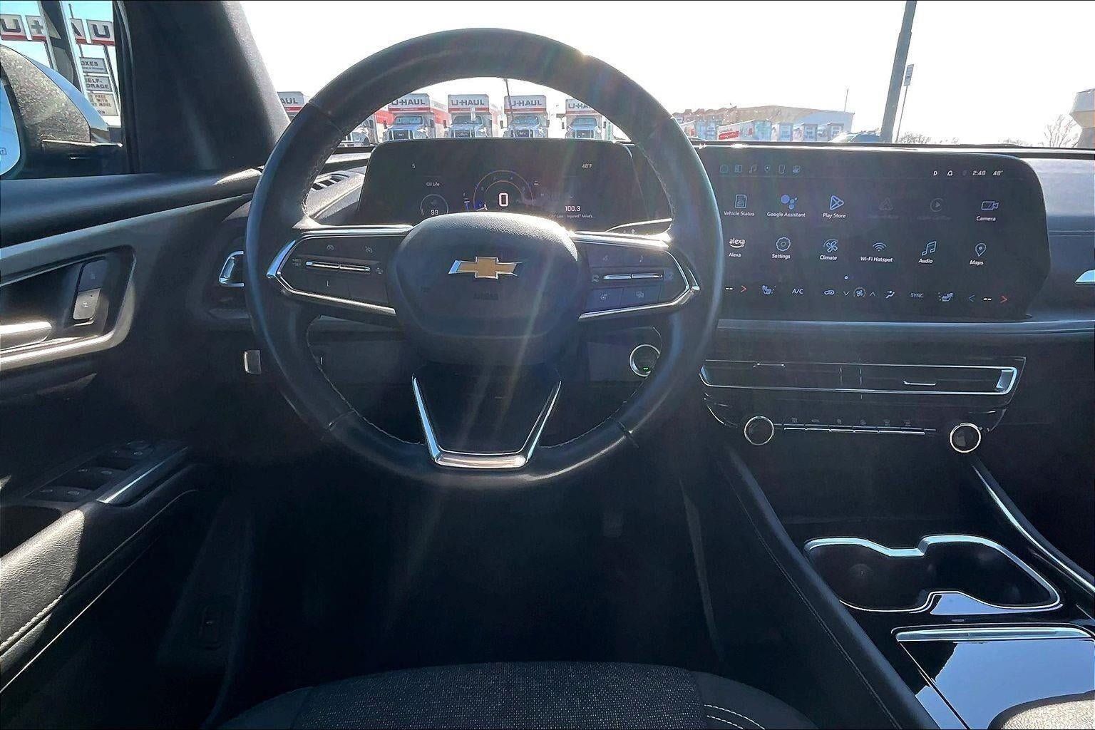 Used 2024 Chevrolet Traverse LT FWD image 5