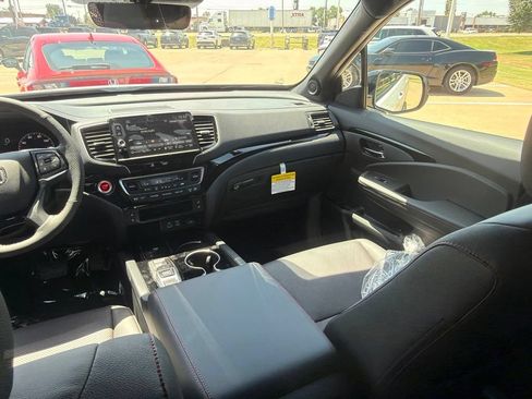 New 2026 Honda Ridgeline Black Edition image 29