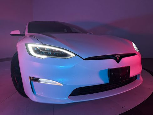 Used 2021 Tesla Model S Plaid AWD/4WD image 4
