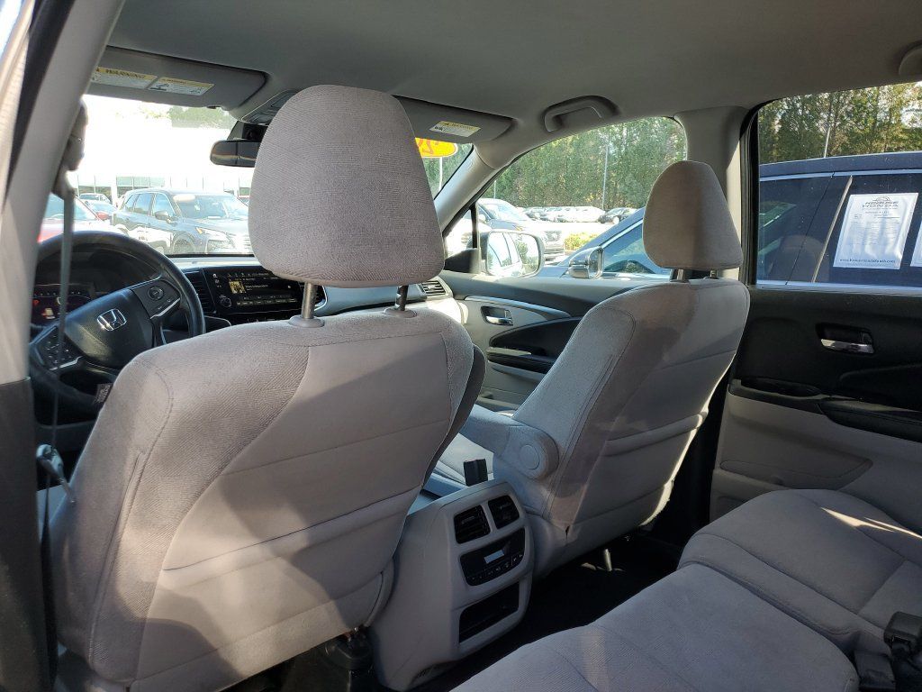 Certified 2020 Honda Pilot EX image 13