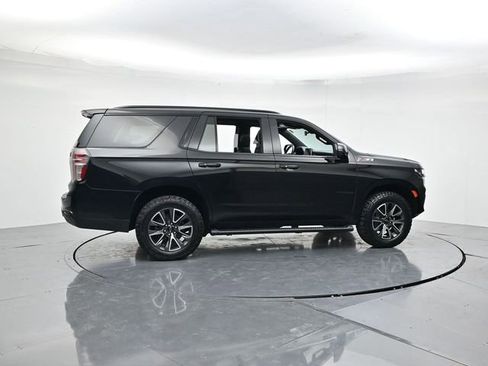 Used 2021 Chevrolet Tahoe Z71 w/ Luxury Package image 2