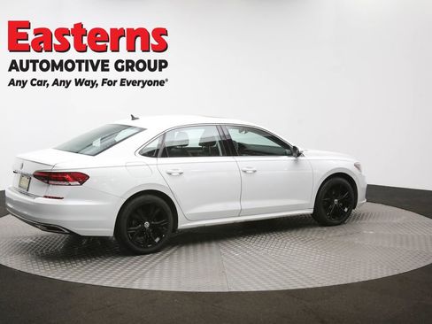 Used 2022 Volkswagen Passat 2.0T SE image 67