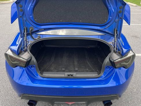 Used 2016 Subaru BRZ Limited RWD image 11