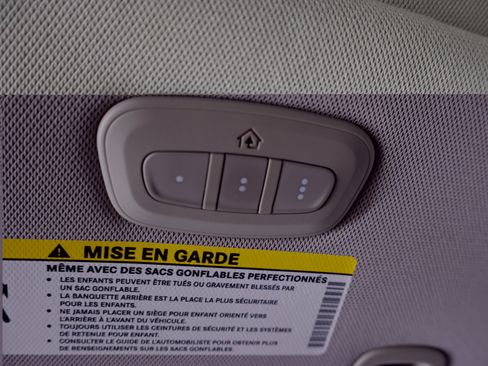 Used 2017 Chrysler Pacifica Touring-L FWD image 61