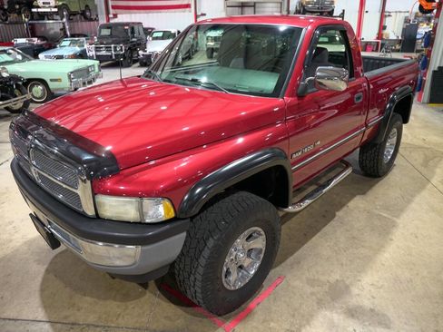 Used 1997 Dodge Ram 1500 Truck 4x4 Regular Cab image 15