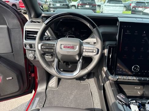 New 2026 GMC Yukon Elevation w/ Elevation Premium Package AWD/4WD image 16