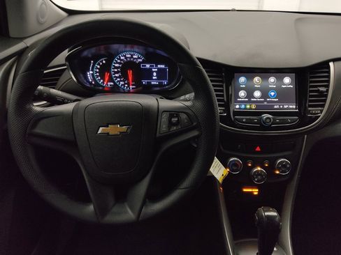 Used 2019 Chevrolet Trax LS FWD image 22
