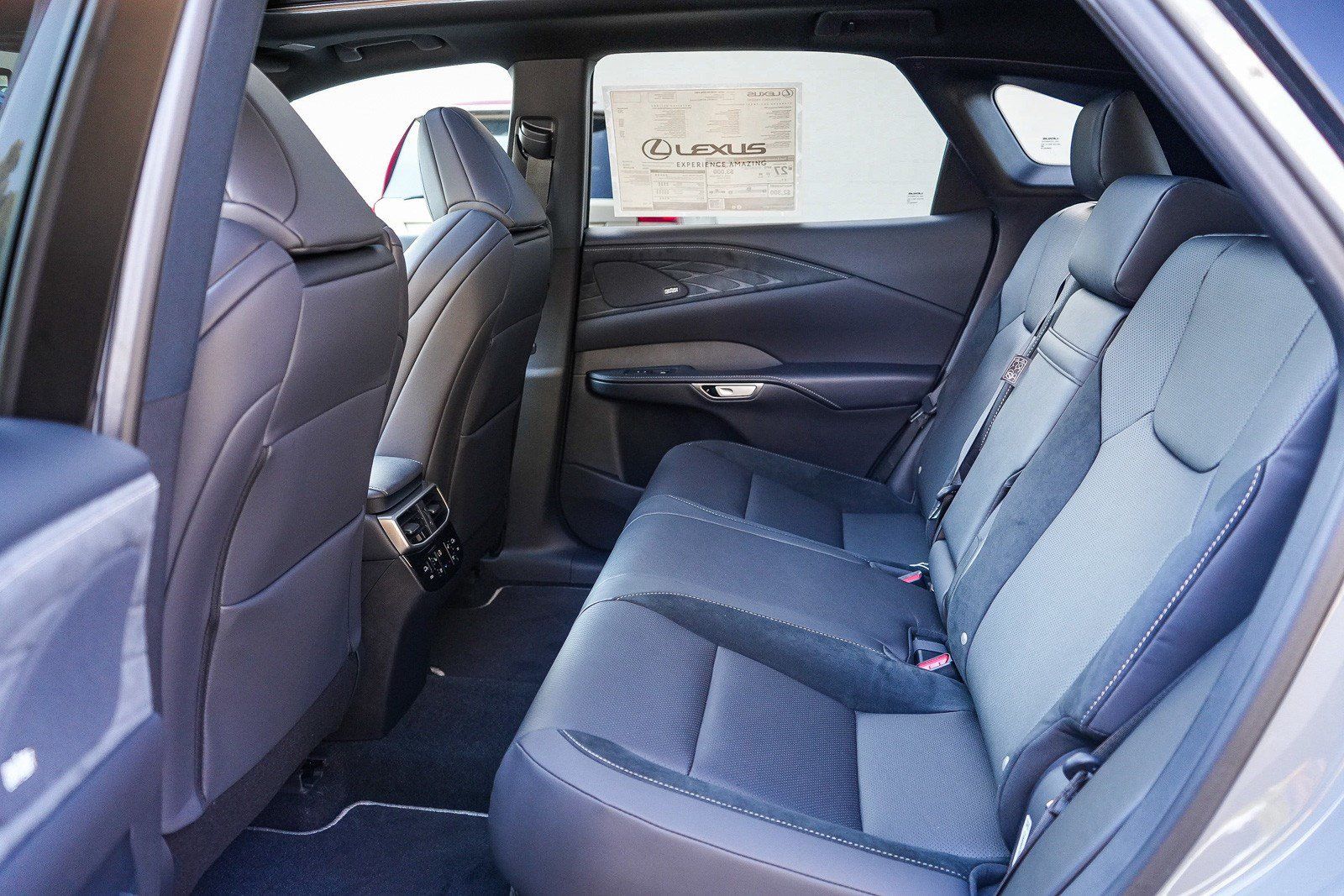 New 2026 Lexus RX 500h F Sport w/ Convenience Package AWD/4WD image 18