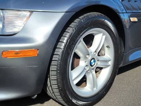 Used 2000 BMW Z3 2.5i image 28