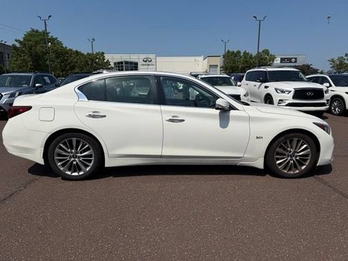 Used 2019 INFINITI Q50 Luxe w/ Essential Package (3.0T Luxe) AWD/4WD image 8