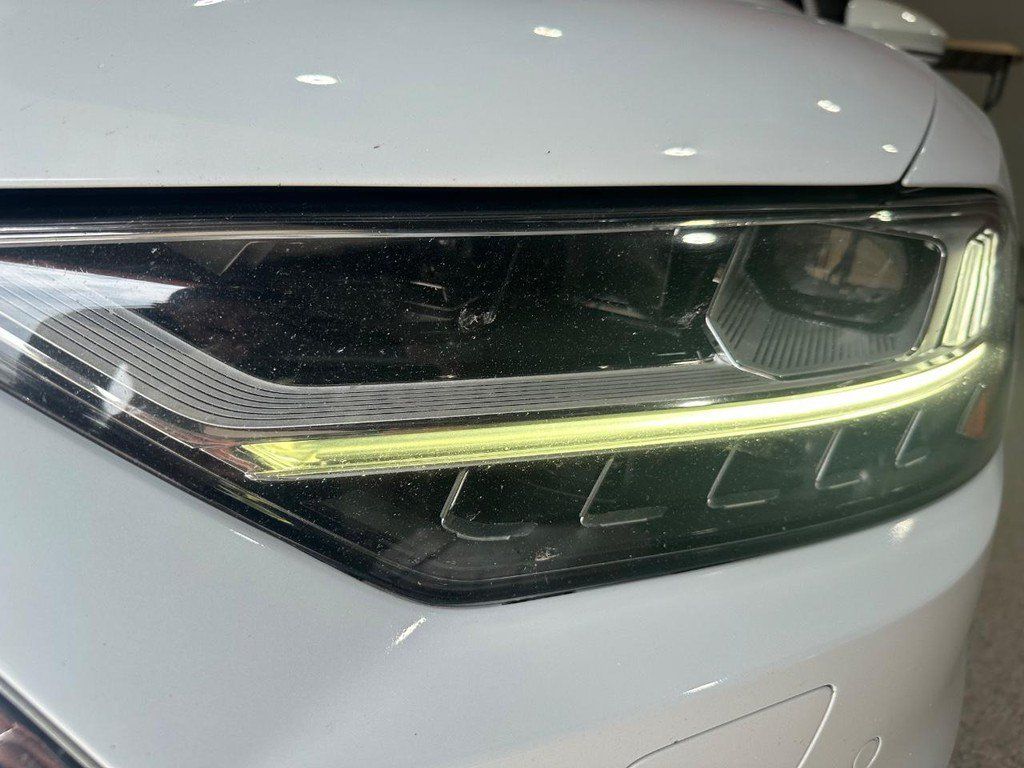 Used 2019 Audi A8 L 3.0T w/ Luxury Package AWD/4WD image 11