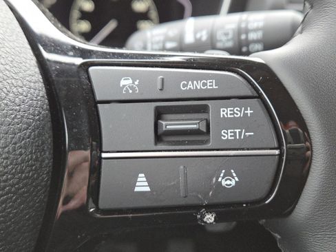 Used 2025 Honda Pilot EX-L image 8