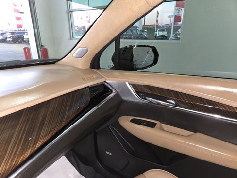 Used 2022 Cadillac XT6 Sport w/ Platinum Package image 23