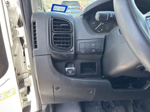 Used 2023 RAM ProMaster 3500 w/ Driver Convenience Group image 10