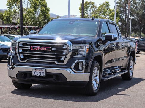 Used 2019 GMC Sierra 1500 SLT w/ SLT Premium Plus Package AWD/4WD image 3
