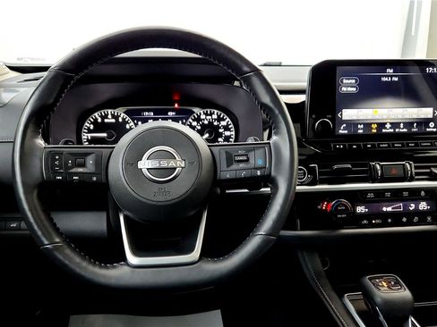 Used 2023 Nissan Pathfinder SL w/ SL Premium Package image 41