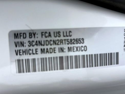 Used 2024 Jeep Compass Limited image 25