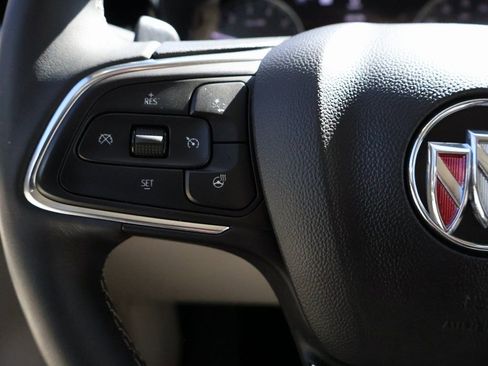 Certified 2023 Buick Envision Avenir image 34