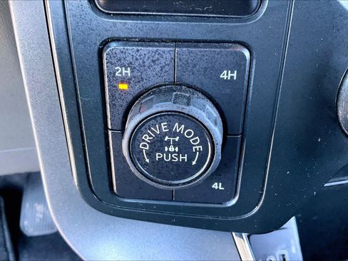 Used 2025 Ford F150 XLT w/ Equipment Group 301A Standard image 31