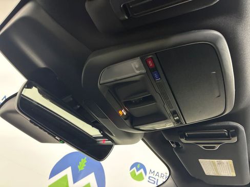 Used 2025 Subaru Forester Premium AWD/4WD image 19