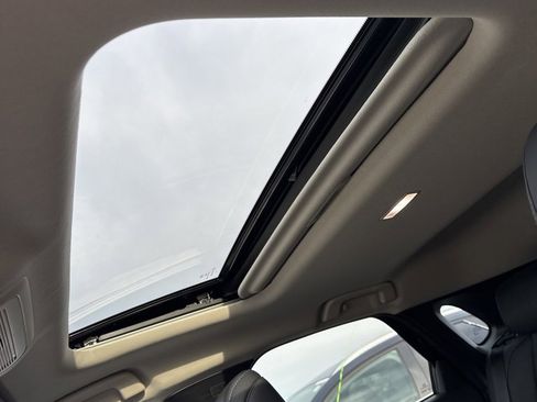 Certified 2025 MAZDA CX-30 AWD 2.5 S w/ Preferred Package image 8